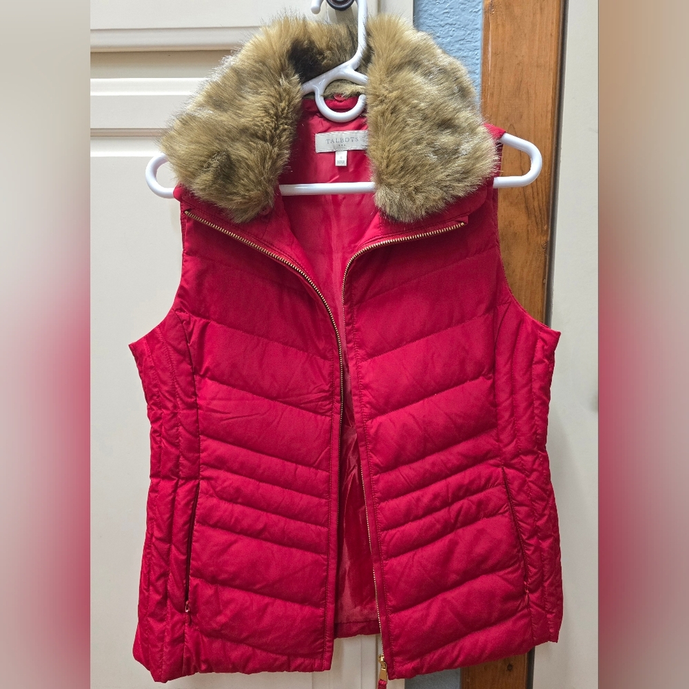 Faux Fur Collar Down Puffer Vest, Red, Sm